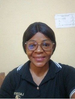 Profil de Sylvie Chantale, une femme célibataire de 42 ans à Garoua