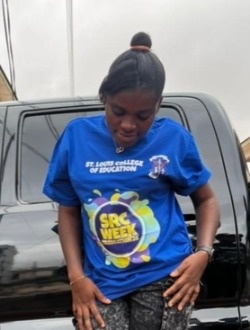 Profil de Joyce, une femme célibataire de 23 ans à Accra