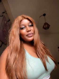 Profil de Anne, une femme célibataire de 28 ans à Douala