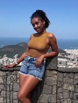 Profil de Marina, une femme célibataire de 22 ans à Antananarivo