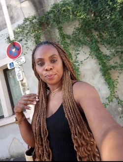 Profil de Anna, une femme célibataire de 44 ans à Tours