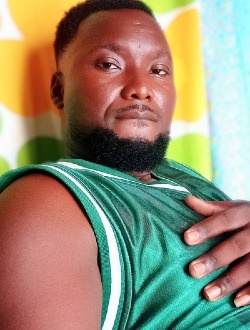 Profil de Max A'Aron, un homme célibataire de 35 ans à Douala