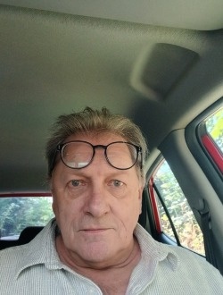 Profil de Dominique, un homme célibataire de 68 ans à Saint-Brieuc