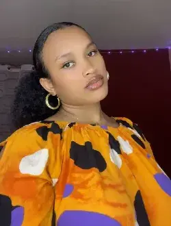 Profil de Mickaëlla, une femme célibataire de 21 ans à Antananarivo