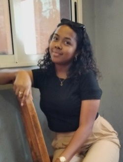 Profil de Faniry, une femme célibataire de 31 ans à 1ER Arrondissement