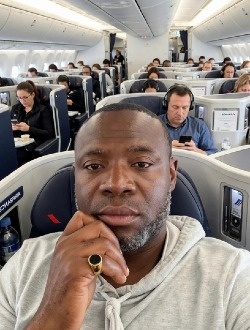 Profil de Olivier, un homme célibataire de 52 ans à Yaoundé