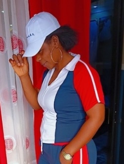Profil de Charly, une femme célibataire de 40 ans à Ababa
