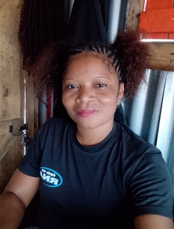 Profil de Edmine, une femme célibataire de 36 ans à Antsiranana