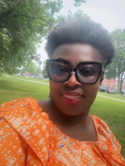 Profil de Eleonore, une femme célibataire de 46 ans à Longueuil