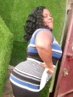 Profil de Bénédicte, une femme célibataire de 47 ans à Kribi