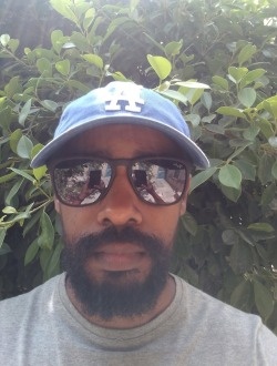 Profil de Ash, un homme célibataire de 38 ans à Ariana