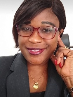 Profil de Julie, une femme célibataire de 49 ans à Petit Abidjan-Youkou