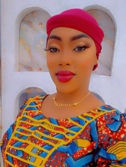 Profil de Fatoumata, une femme célibataire de 27 ans à Conakry