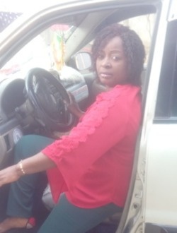Profil de Emmanuelle, une femme célibataire de 52 ans à Bangi