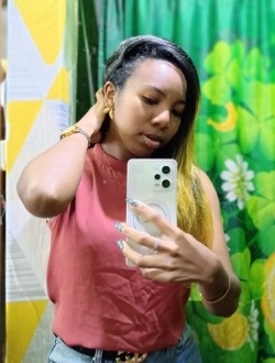 Profil de Fiona, une femme célibataire de 25 ans à Antananarivo