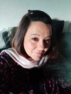 Profil de Melina, une femme célibataire de 42 ans à Évreux