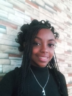 Profil de Salia, une femme célibataire de 24 ans à Mahajanga