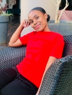 Profil de El Vanne, une femme célibataire de 23 ans à Adabotokana