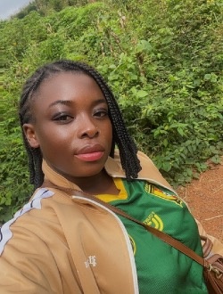 Profil de Amandine, une femme célibataire de 27 ans à Ahala
