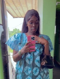 Profil de Christine, une femme célibataire de 25 ans à Douala