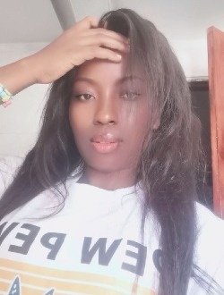 Profil de Nintho, une femme célibataire de 31 ans à Abidjan