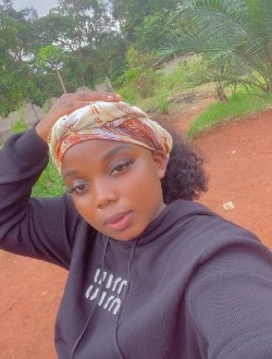 Profil de Anaïs, une femme célibataire de 27 ans à Yaoundé