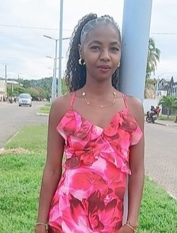 Profil de Elinah, une femme célibataire de 31 ans à Sambava