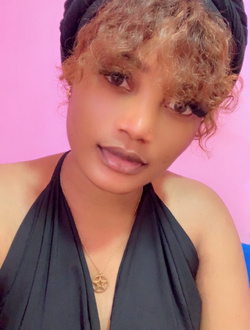 Profil de Kendra, une femme célibataire de 32 ans à Yaoundé