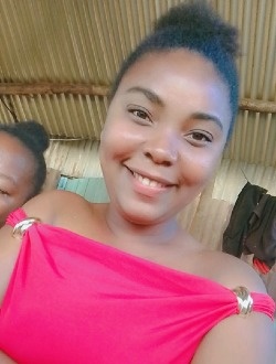 Profil de Soa Harena, une femme célibataire de 24 ans à Nosy-Be