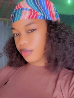 Profil de Admirable, une femme célibataire de 25 ans à Kinshasa Nongo