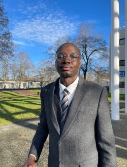 Profil de Pedro, un homme célibataire de 30 ans à Poitiers