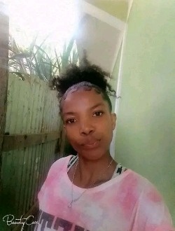 Profil de Nicoline, une femme célibataire de 23 ans à Antsiranana