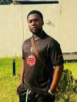 Profil de Serge, un homme célibataire de 29 ans à Abidjan