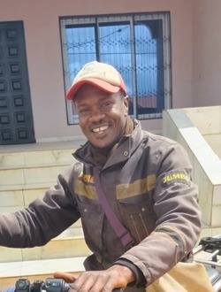 Profil de Alontsi, un homme célibataire de 34 ans à Bafoussam II