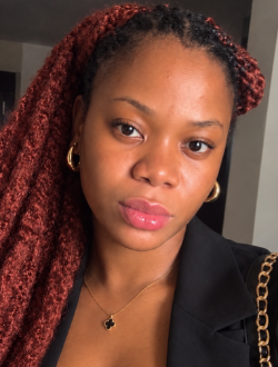 Profil de Princess, une femme célibataire de 23 ans à Douala