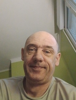 Profil de Yannick, un homme célibataire de 46 ans à Loos