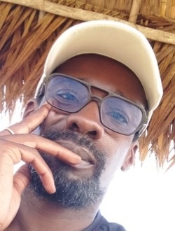Profil de Maxwell, un homme célibataire de 42 ans à Cotonou