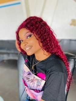 Profil de Angie, une femme célibataire de 29 ans à Kinshasa