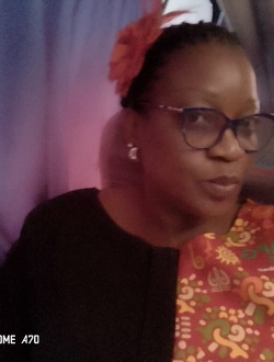 Profil de Marcy, une femme célibataire de 46 ans à Yaoundé