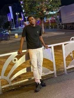 Profil de Nolan, un homme célibataire de 26 ans à Paris