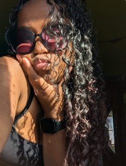 Profil de Myi, une femme célibataire de 25 ans à Fianarantsoa