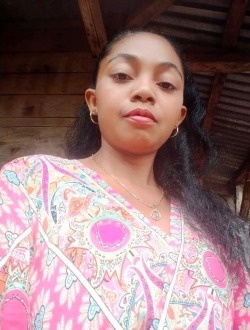 Profil de Jolisiah, une femme célibataire de 36 ans à Toamasina
