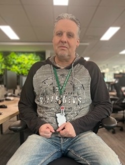Profil de Serge, un homme célibataire de 54 ans à Saint-Jérôme