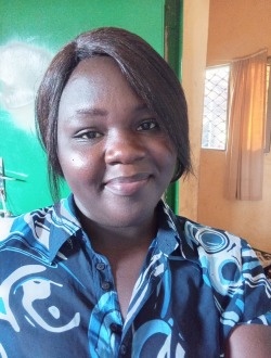 Profil de Alice, une femme célibataire de 28 ans à Yaoundé