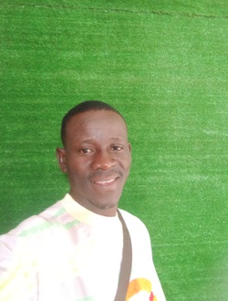Profil de Akpovi Urbain, un homme célibataire de 32 ans à Abomey-Calavi
