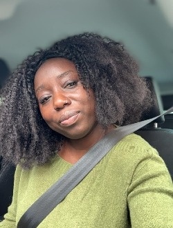 Profil de Sandra, une femme célibataire de 25 ans à Yaoundé