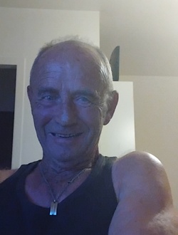 Profil de Francis, un homme célibataire de 68 ans à Lille