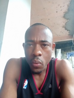 Profil de Abdoulaye, un homme célibataire de 36 ans à Bwadibo