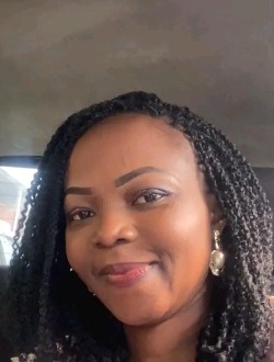 Profil de Nathalie, une femme célibataire de 39 ans à Kinshasa