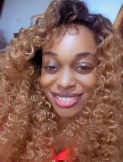 Profil de Reine, une femme célibataire de 23 ans à Brazzaville